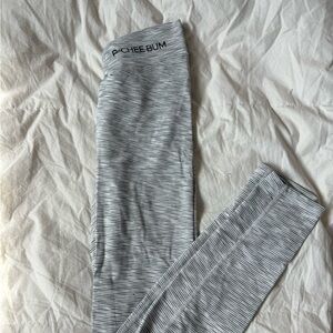 PCHEE BUM v-waist scrunch leggings